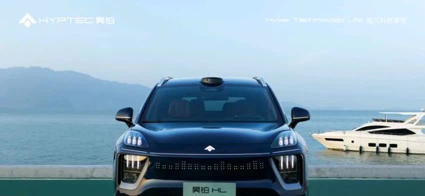 听我一句劝，2025年买车不用纠结:

电车1年电费 ——1000元！
油