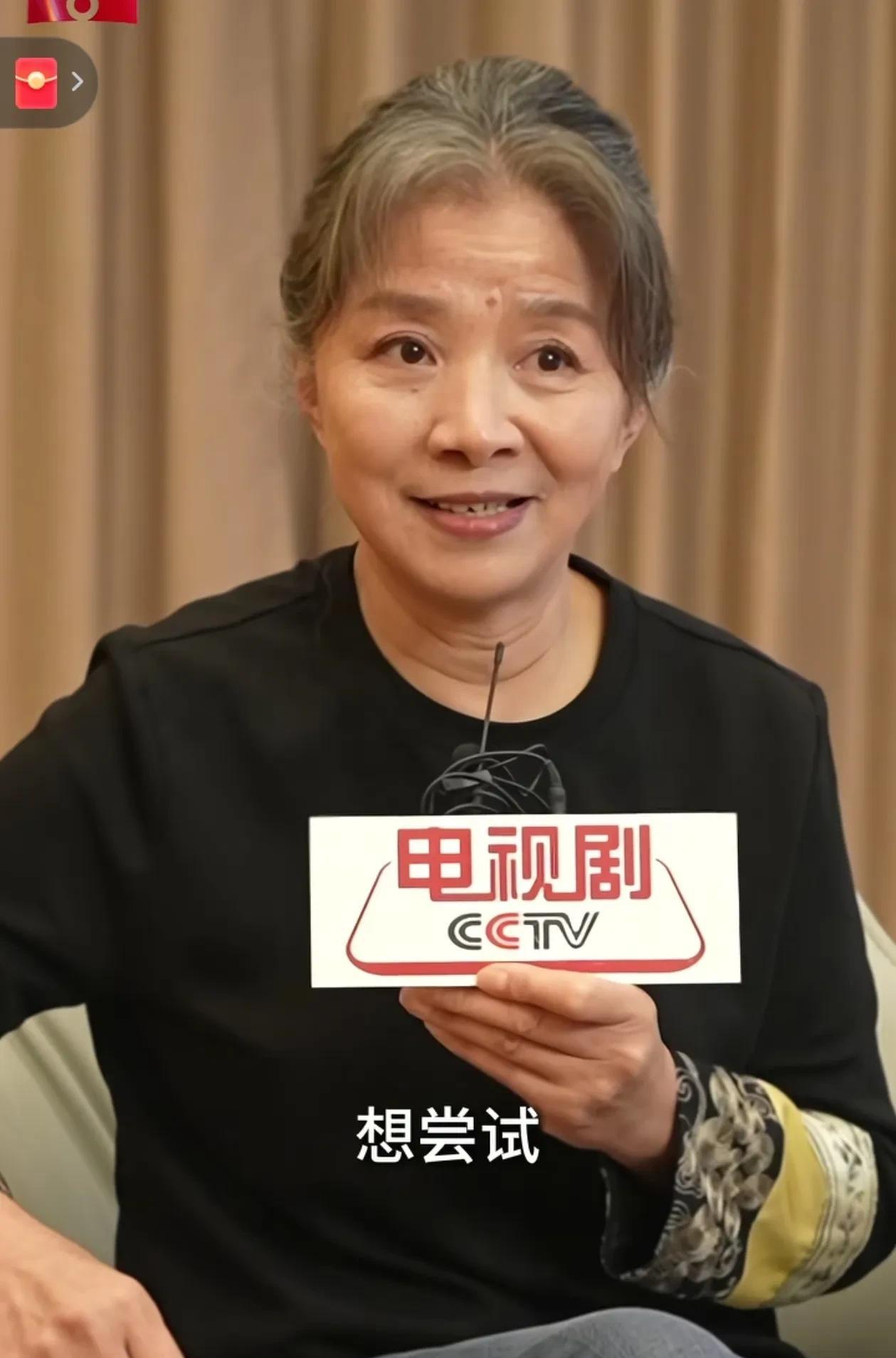什么叫做真正的文化工作者
建议内鱼其他明星都学一学迟蓬老师
学一学什么叫做言之有