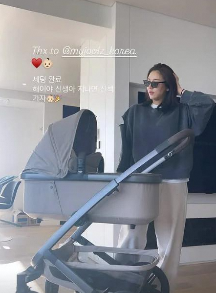 41岁孙淡妃产后16天晒娃 女儿初亮相五官精致引关注