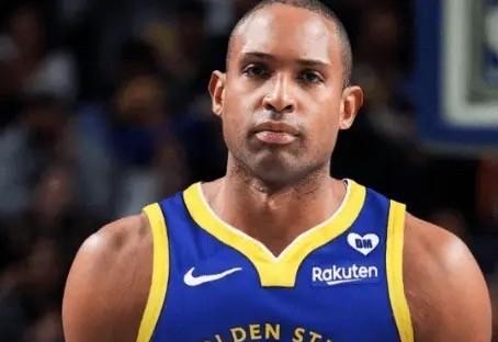 #NBA# 自由球员艾尔-霍福德已与勇士达成一份多年协议。
霍福德加盟勇士 目前
