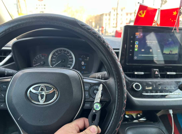 穷人三大件，卡罗拉，贝纳利，苹果