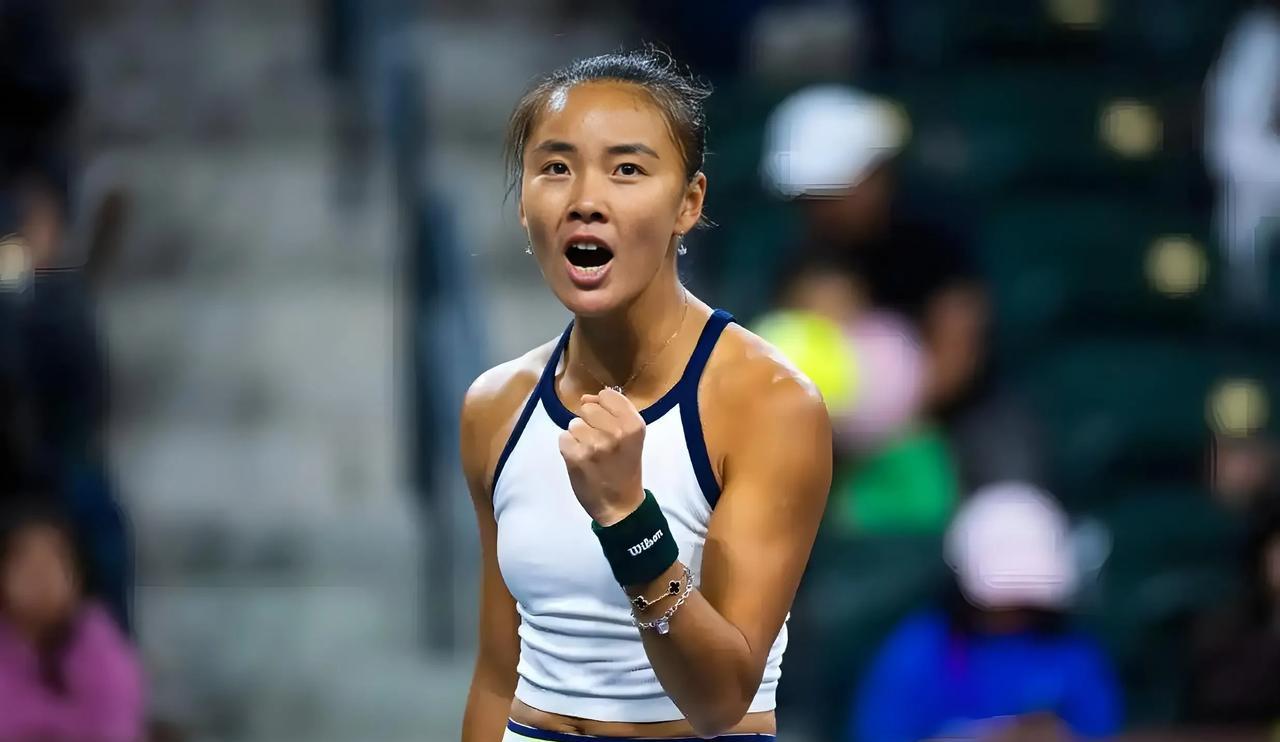 袁悦坐飞机参赛，排名暴跌至93位
北京时间3月6日下午，2025WTA1000印