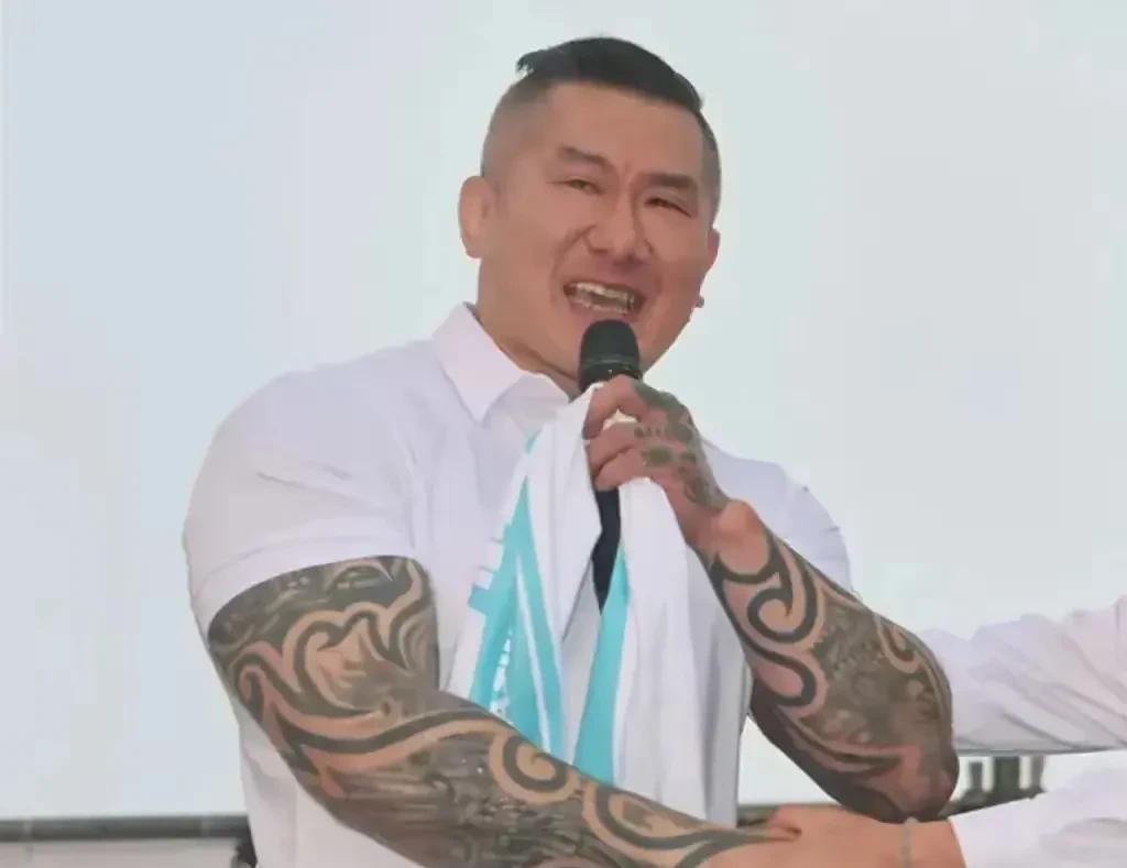 馆长的健身馆，受到了严重打压！
馆长在视频中说，他的企业，可怕的过往，想不到的场