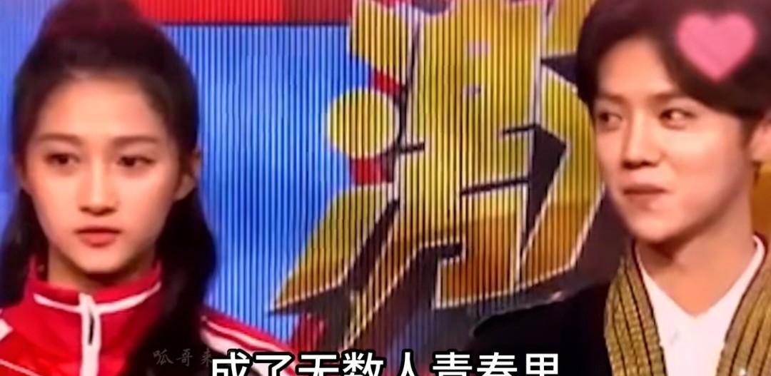 有网友发文谈及鹿晗与关晓彤的过往，称自己最初认识鹿晗，正是因为关晓彤的“国民闺女
