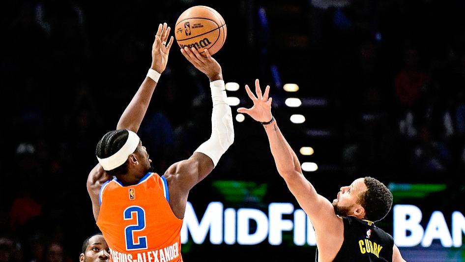 126-102！雷霆打服勇士，库里的无力藏着一代人的青春谢幕！