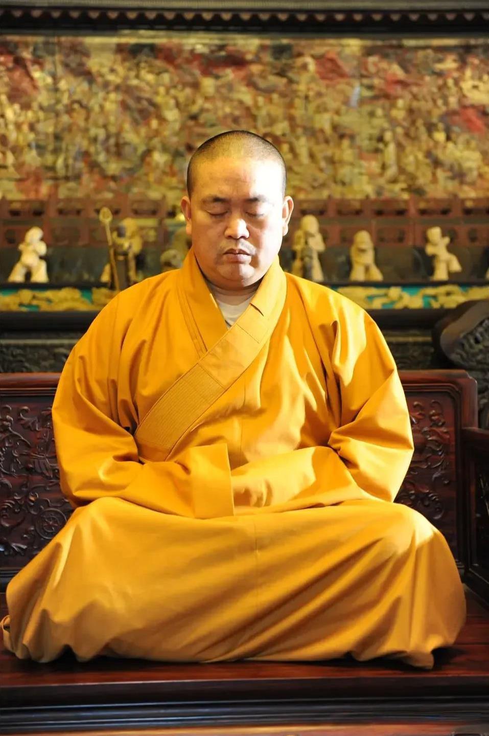 释永信案又爆大瓜！这次不只是他一人被查，身边的“官场帮衬者”“商业操盘手”“亲属