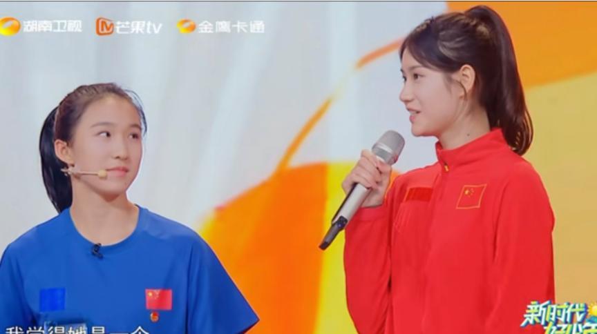 夏思凝点评鼓励16岁小飞人陈妤颉的视频被网友挖了出来，讥讽那时候夏思凝居高临下指
