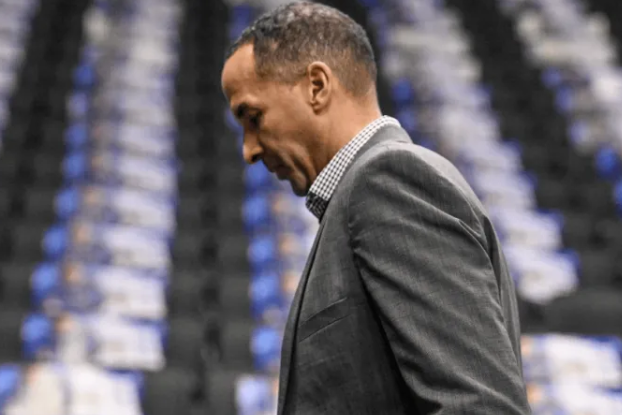 根据之前报道，独行侠已经解雇球队总经理尼克-哈里森。
随后，记者参加节目，谈到了