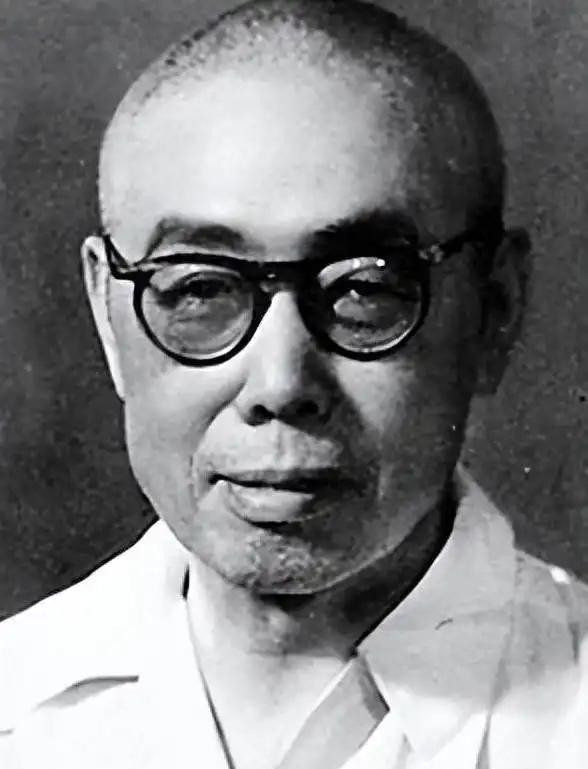 1968年，“国歌之父”田汉被永久开除党籍，在监狱中不幸去世，大家都说他是含冤而