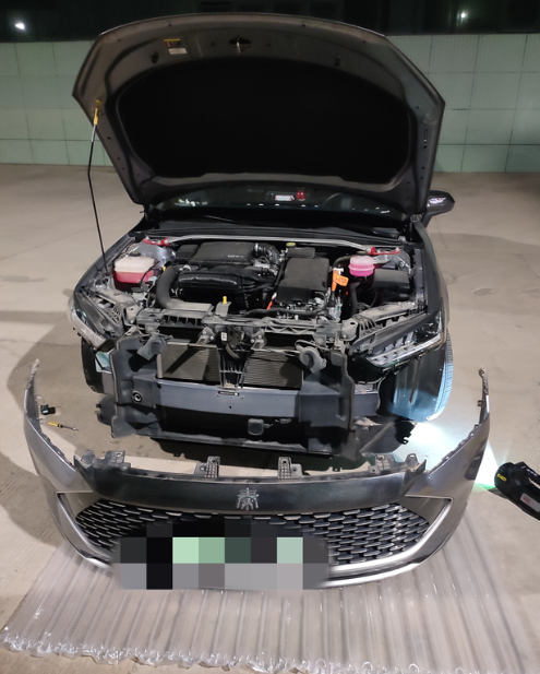 还是对前雷达下手了

群里找到老乡刚好做雷达线束，他车型跟我一样，也是自己加了雷