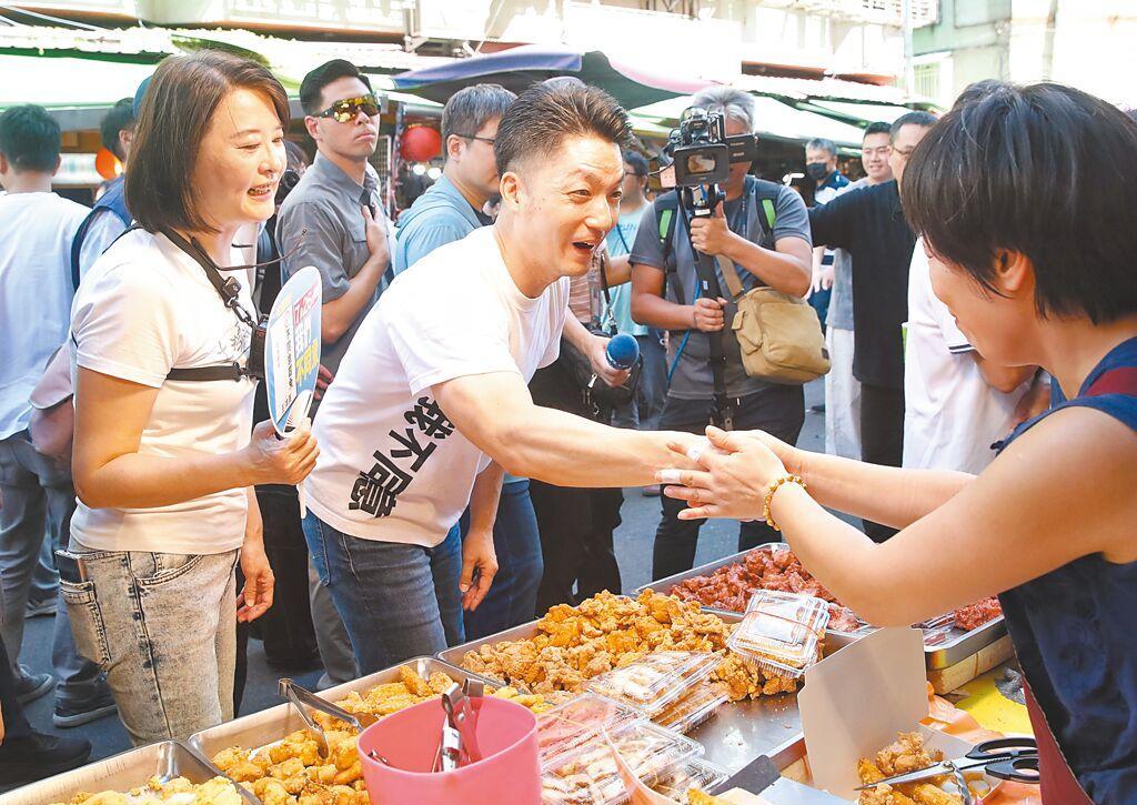 距大罢免投票日倒数20天，国民党主席朱立伦、台北市长蒋万安6日分别在双北反罢免。
