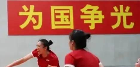 完美亮相，中国女排首战3-0完胜比利时，强势启航！
       世界女排联赛北