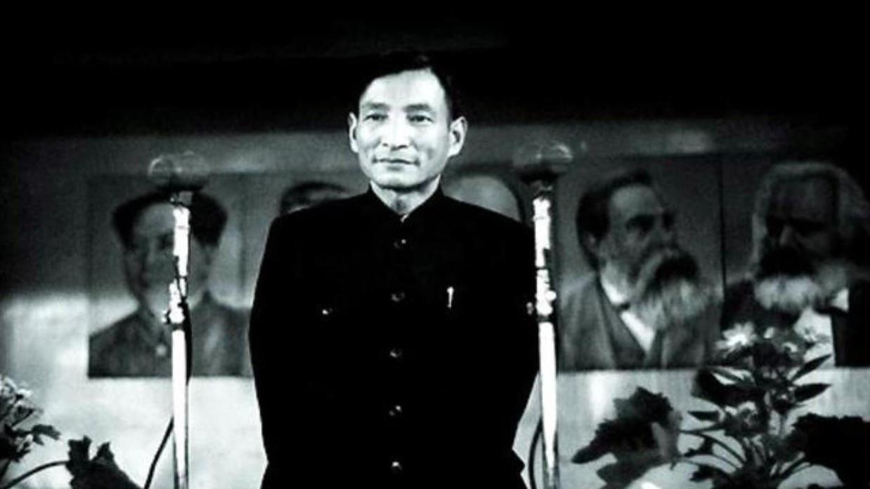 韩先楚进京看望陈云被拒，他对警卫说：一句话也不说，我就见一面