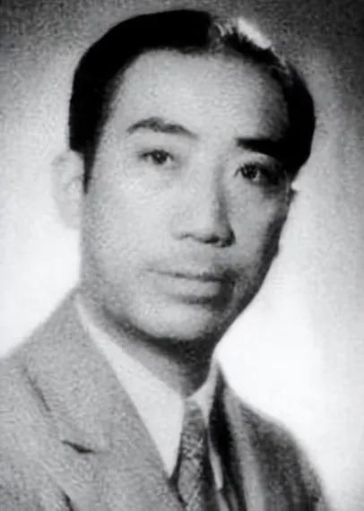 1942年，34岁胡蝶喘着气说道“戴笠，你只能强占我，却得不到我的心，我只属于他
