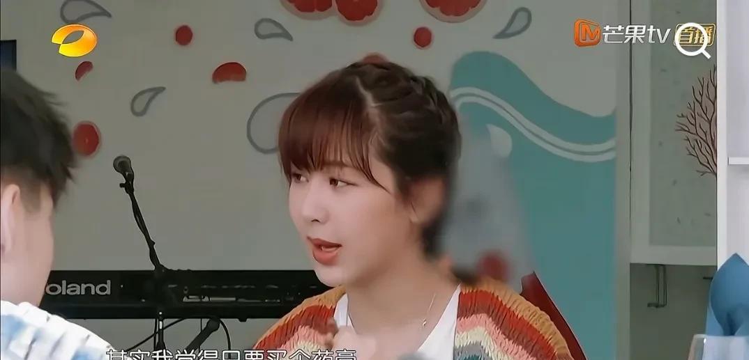 突然觉得黄晓明挺冤的。
当初他那一句“我不要你觉得，我要我觉得。”在网上疯传，惹
