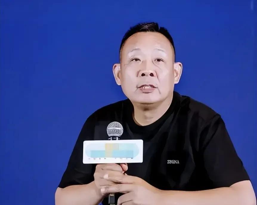 胖东来能走出河南吗？网上的这个问题比较好，我相信在河南胖东来可以高效地赢“两个小