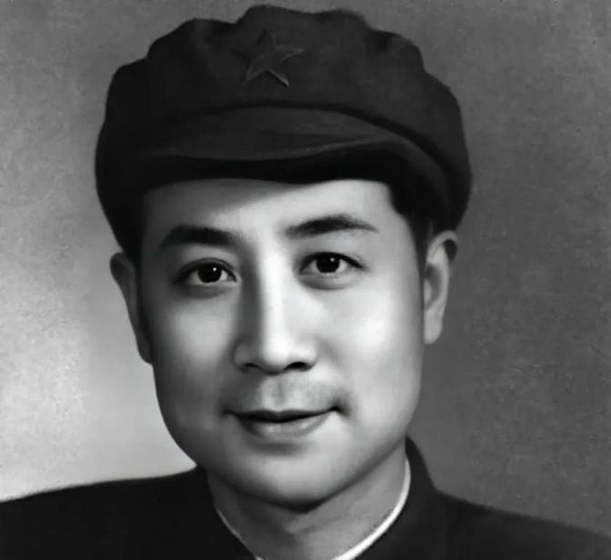 1945年，汪伪高官李时雨带着核心机密，准备投诚戴笠。这个时候，却有人举报李时雨