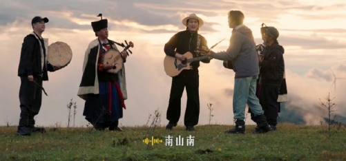 于适贴脸开大马頔南山南 于适也太有梗了吧，唱到一半突然玩起回忆杀！