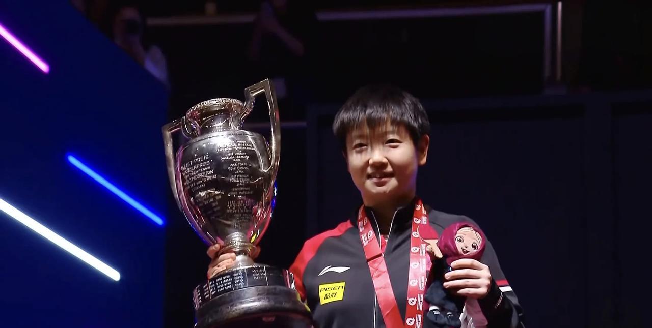 世乒赛女单决赛，孙颖莎4-3王曼昱卫冕成功，如何评价这场比赛？
在外界不断的唱衰