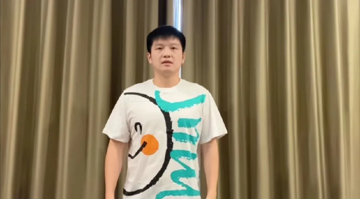 十年之后的樊振东和十年之后的方博谁更厉害？

前国手方博近日在直播间说：让樊振东