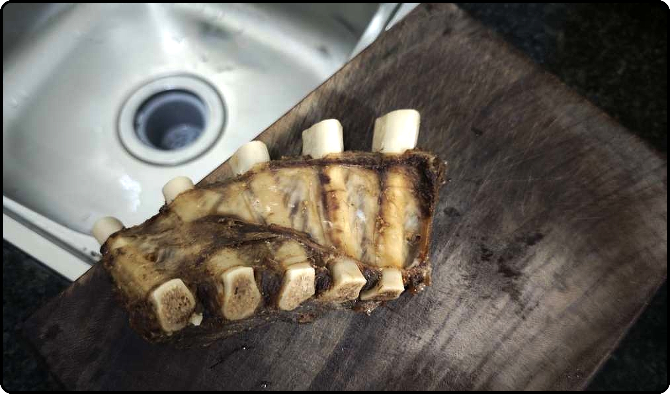 这块卤排骨只花了21块钱，在你们那里卖多少？