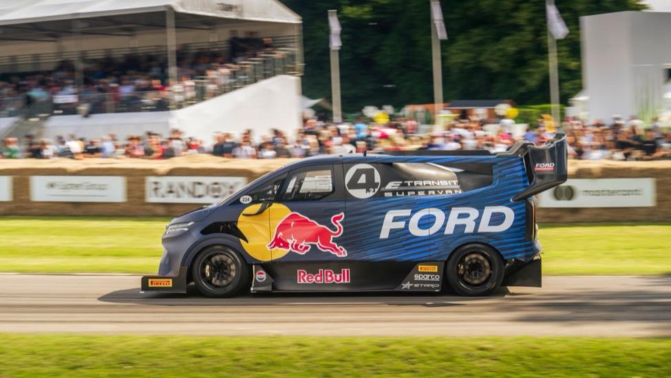 疯狂的大面包！从全球到中国，从街道到赛道的福特全顺传奇