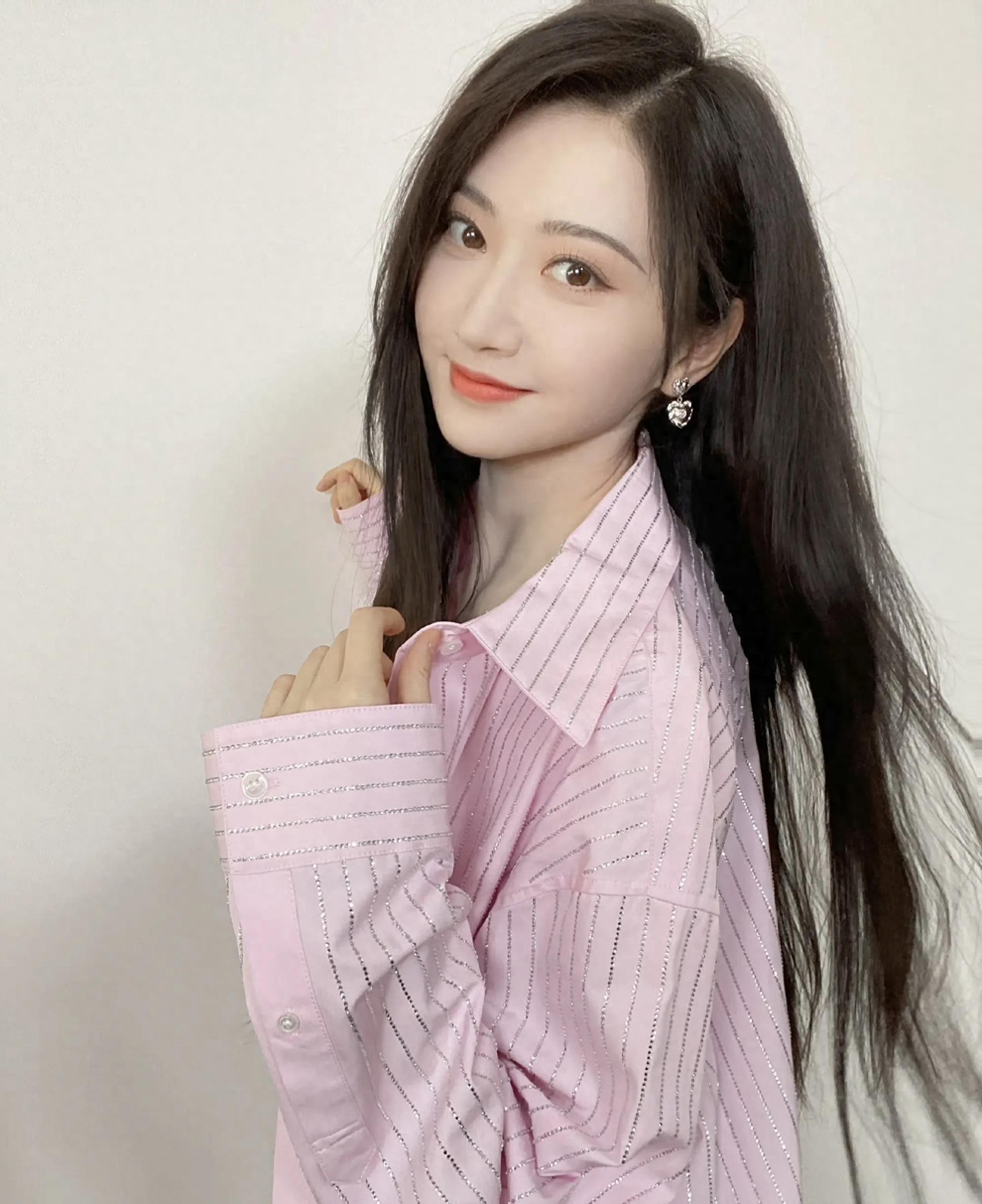 女星景甜写真合集：优雅温婉、恬静贤淑
