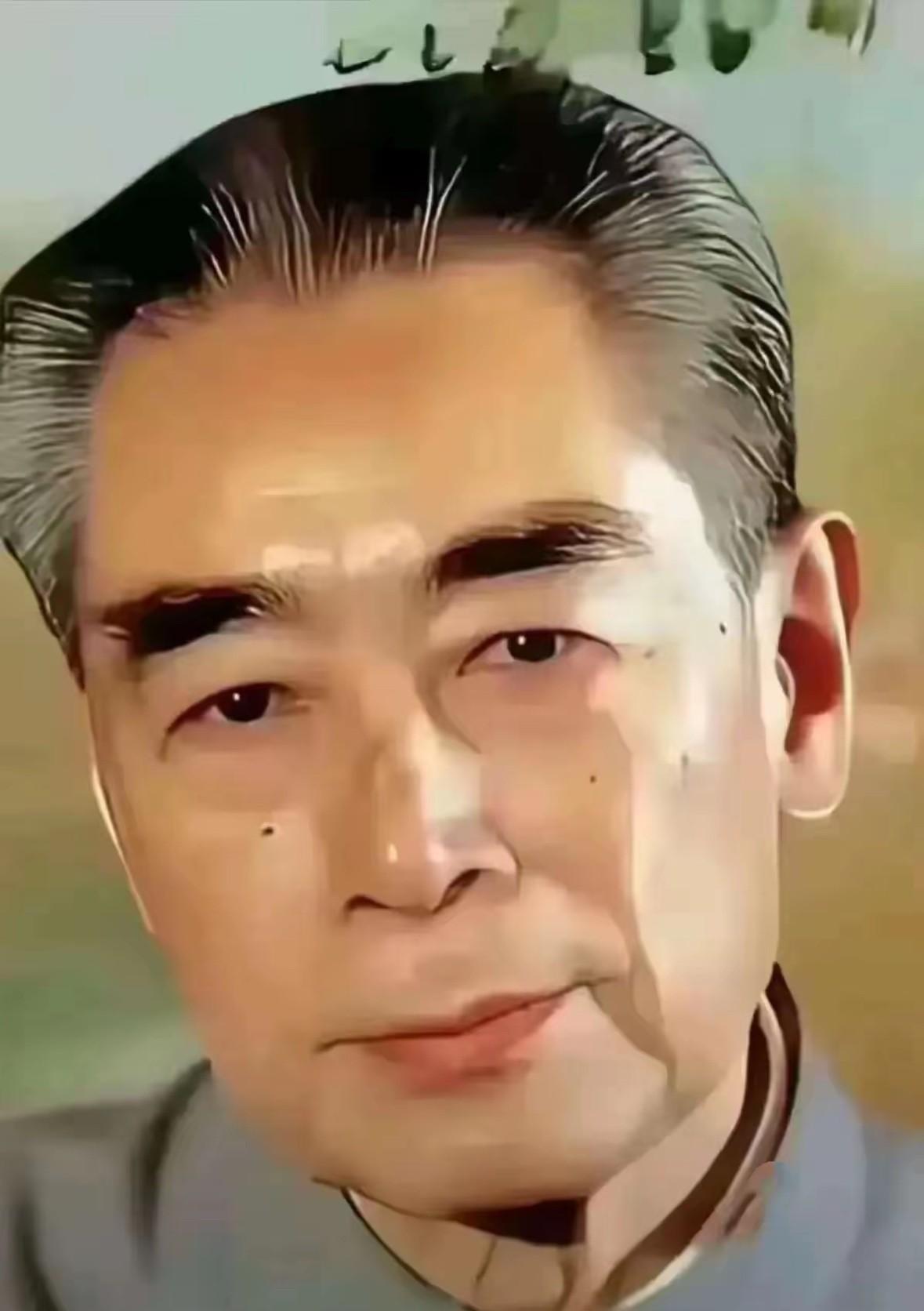 黄埔挥鞭育将才，南昌举义绘宏图。
万隆舌战彰风采，外交纵横镇群儒。
忍辱负重撑危