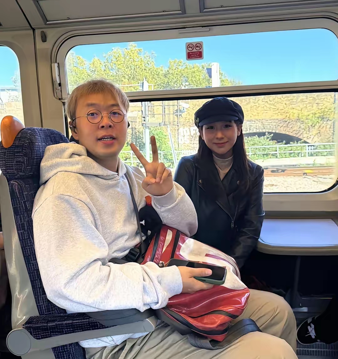 伦敦唐人街偶遇某明星，差点没认出来！