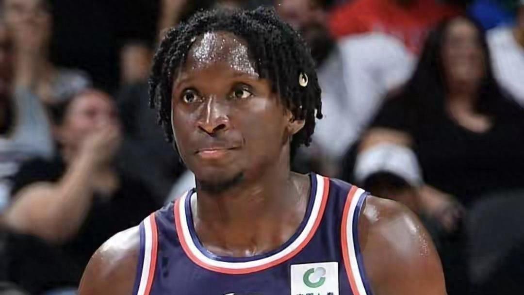 nba季前赛连续爆发，四号位又有答案，郭士强惊喜，杜峰很后悔