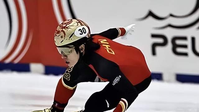 林孝埈是否该让出2026冬奥会短道速滑男子1500米参赛权？你怎么看
