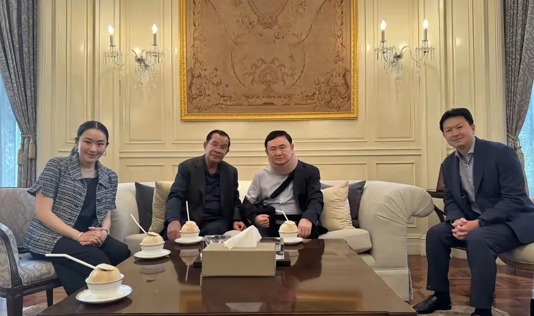 佩通坦事件：泰柬政治斗法，谁是赢家？











哇塞！佩通坦“电话门
