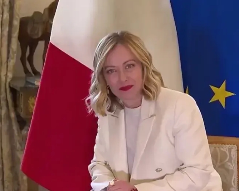 意大利美女总理梅洛尼为什么不愿意向乌克兰派兵，原因有四个，其中第三个最关键：
1