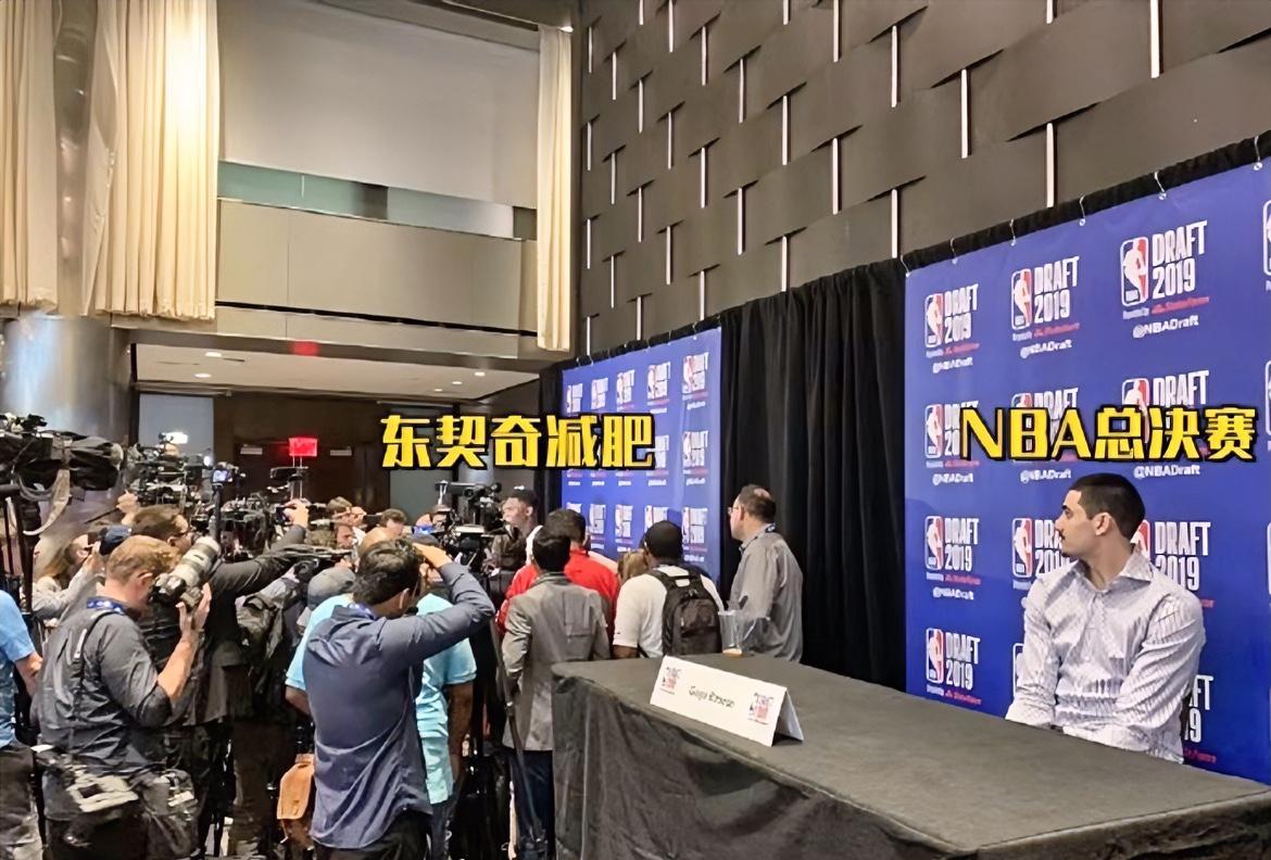 NBA本赛季总决赛热度会不会是近几年最差的一组对决呢？？？
有多少球迷现在状态是