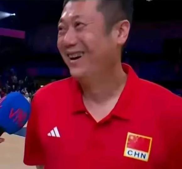 请问赖亚文、赵勇！中国女排世锦赛的目标是什么？是力争冠军还是锻炼新人？
世界大赛
