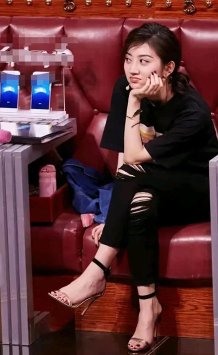 景甜脚真美，堪称我见过最美的脚丫啦

