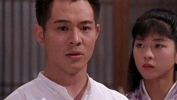 被李连杰耽误一生的日本红颜，花容月貌美过利智，50岁依旧不结婚