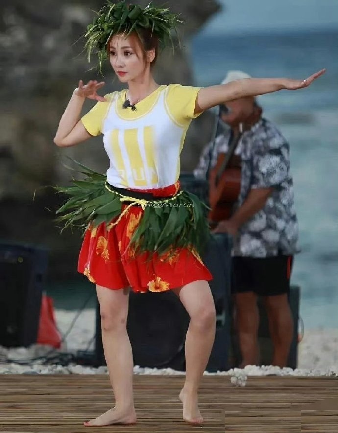 柳岩那时上综艺的状态！太有活力了吧