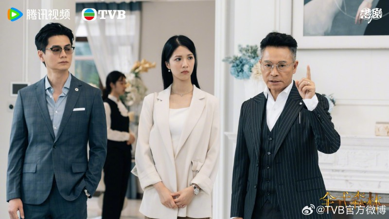 陈晓华主演TVB家族争斗剧《金式森林》，演技进步获观众认可