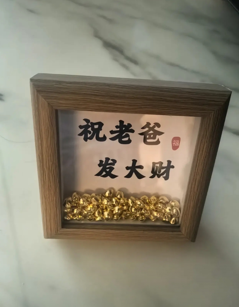 爸爸:"父亲节快乐！"大儿子从厦门突然给我打了个视频电话，聊聊在学校的学习生活，