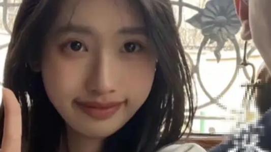 冯小刚徐帆的养女