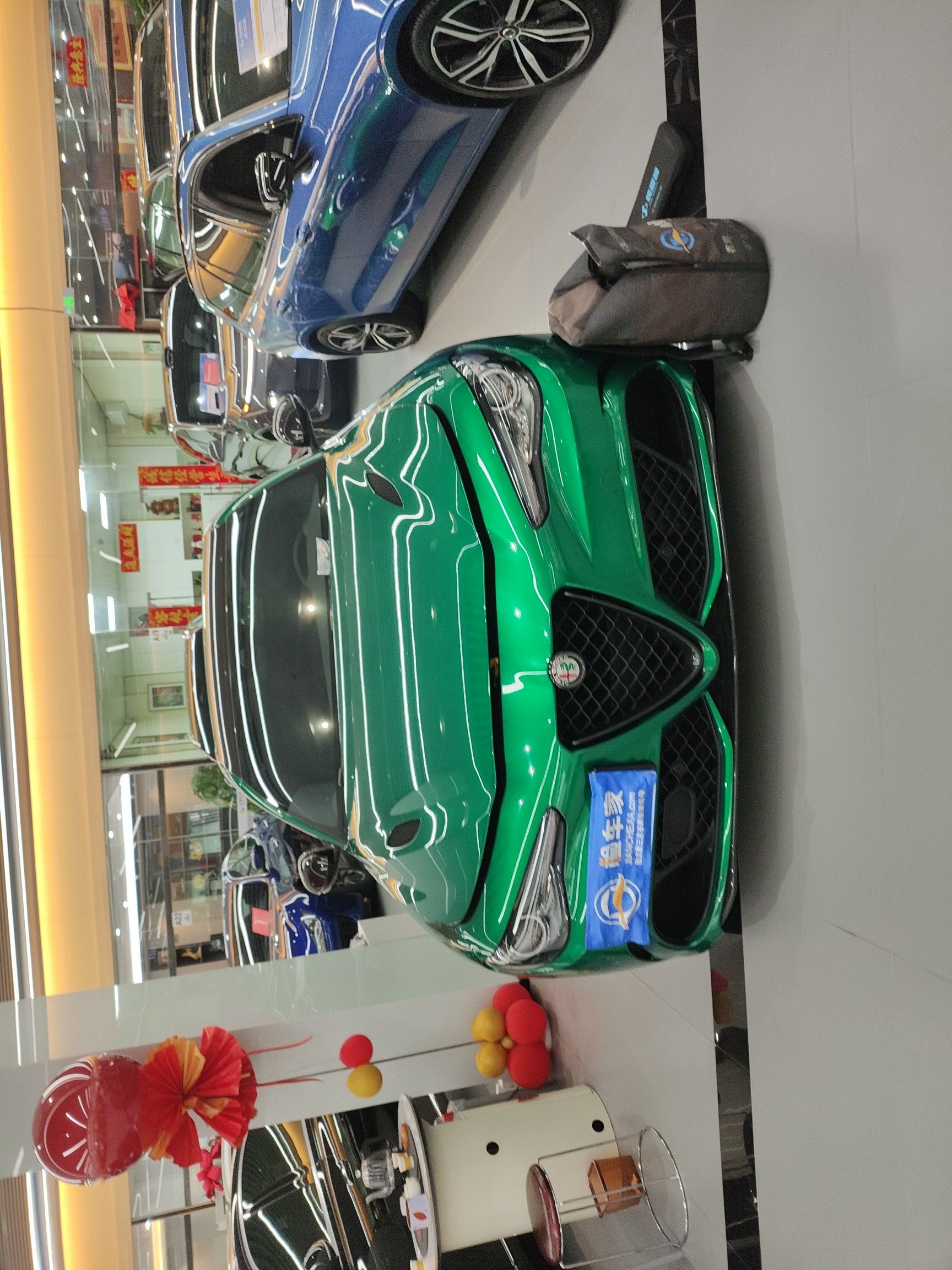 电车再快也是通勤工具，性能油车才是玩具！