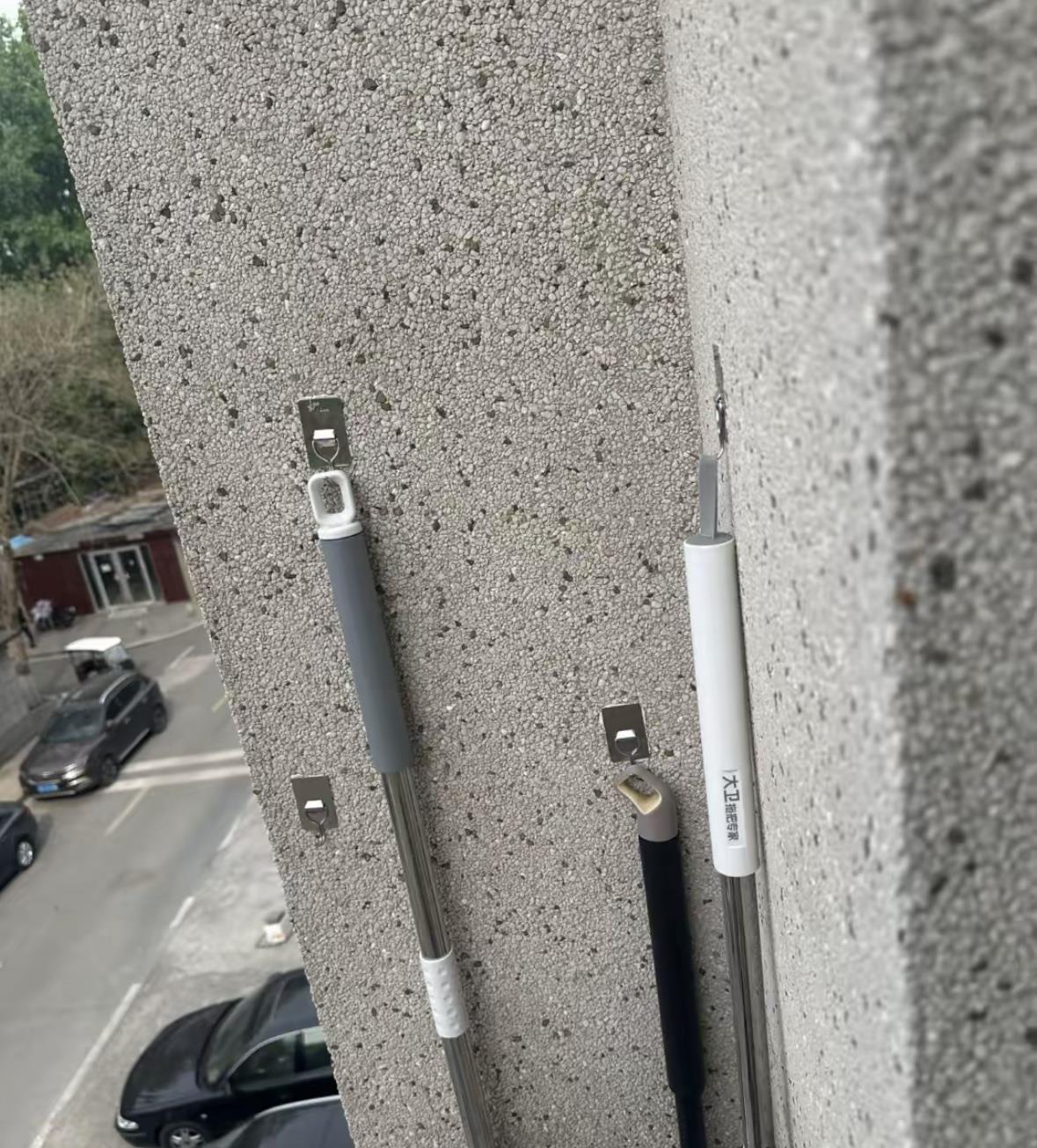 挂在悬崖的拖把，我奶奶的杰作！！