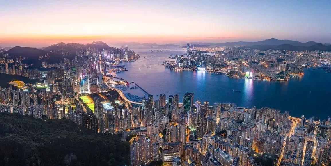 美国和俄罗斯都懵了，中国牵头成立国际调解院
百忙之中下一步闲棋是很有必要的。
这
