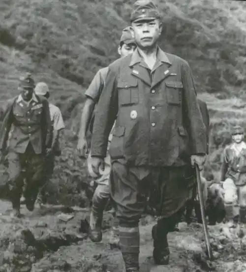 1937年7月底至8月中下旬，日本中央统帅部先后将第5、第6、第10、第16师团