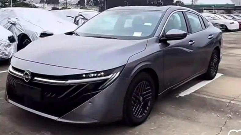 “东瀛战神”新造型，东风日产全新轩逸曝光，预计2026年一季度上市