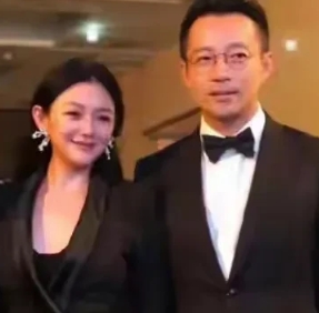 汪小菲还是在意前妻大S的，刻进骨子里的东西是抹不掉的！
汪小菲直播，有人说让他多