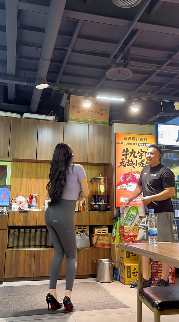 嘴馋就有受罪的地方[doge][doge][doge]