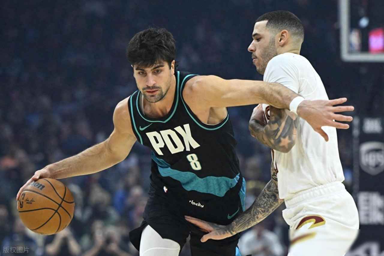 开拓者六人上双掀逆转风暴，杨瀚森5分钟闪光骑士主场沦陷