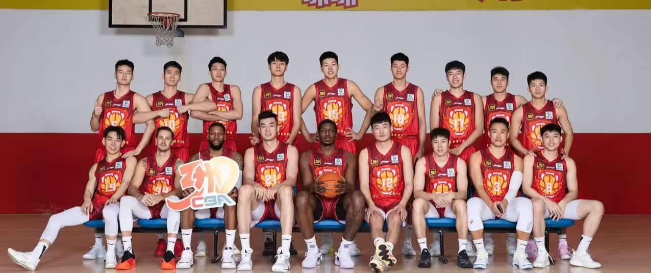 CBA新赛季最有机会重返季后赛的是深圳队，四外援已备齐，两主力回归